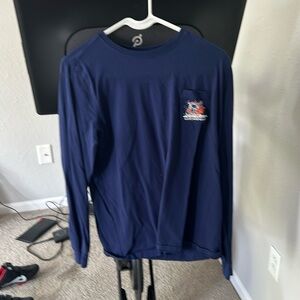 Vineyard vines long sleeve t in navy